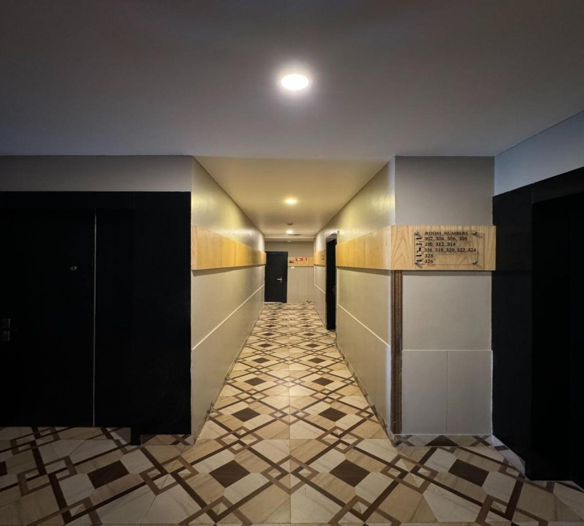 Hotel Runway Inn Pura Raghunāth Exterior foto
